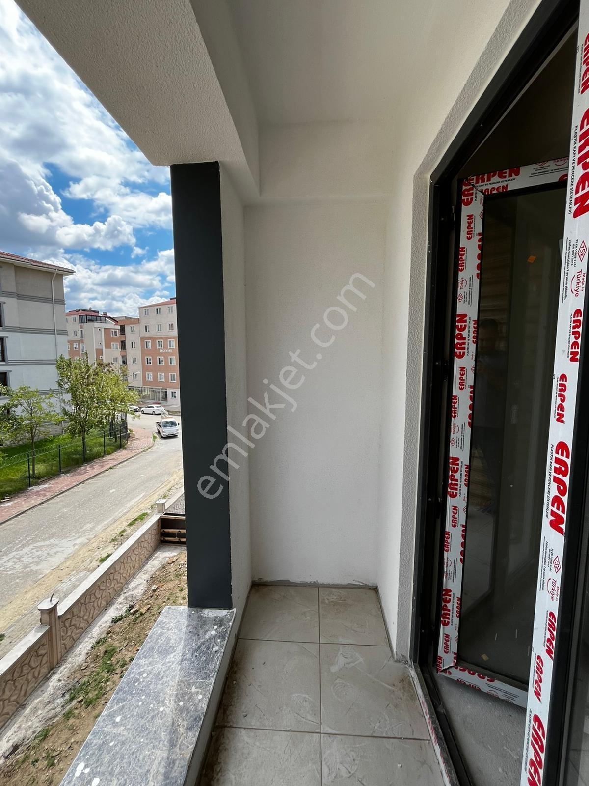 Atatürk Mahallesi Havuzlu Sitede Satılık 1+1 Arakat Daire - Görsel 7