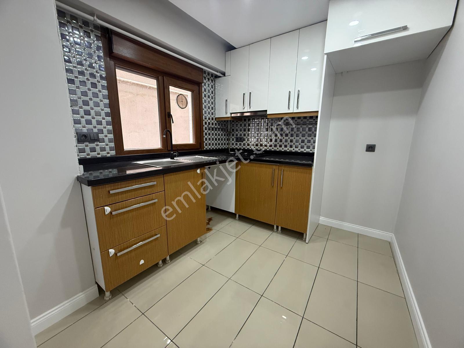 █ Konfor █ İdealtepe Marmaraya Yakın Ayrı Mutfaklı Otoparklı 3+1 - Görsel 9