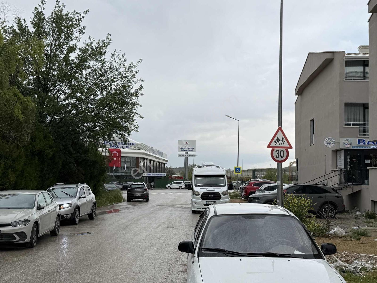 Bağlıca Merkezde Kiralık Sıfır 1+1 Dublex Daire/ofis - Görsel 9
