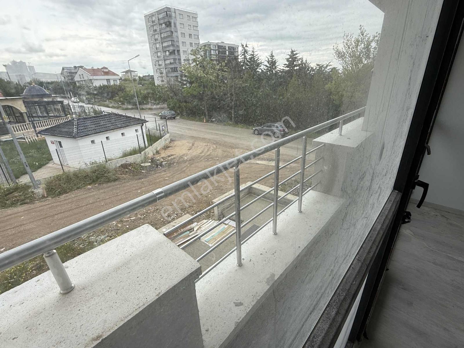 Bağlıca Merkezde Kiralık Sıfır 1+1 Dublex Daire/ofis - Görsel 15