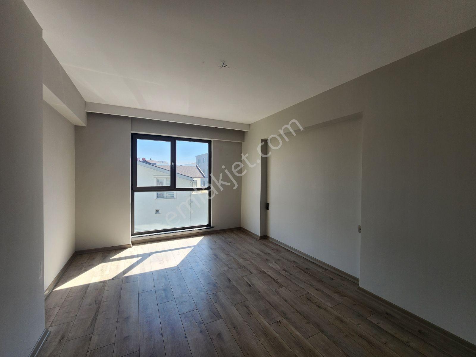 Panoramik Manzaralı, 209m2 Arakat, Sosyal Donatılı 3,5+1 Daire - Görsel 8