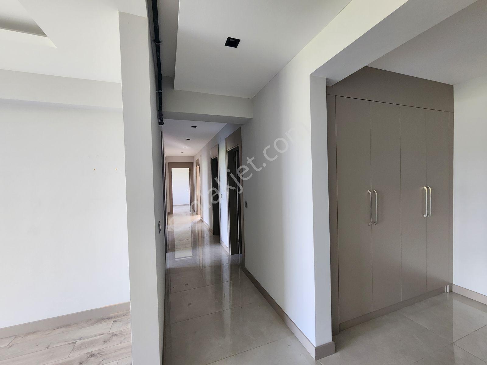 Panoramik Manzaralı, 209m2 Arakat, Sosyal Donatılı 3,5+1 Daire - Görsel 48
