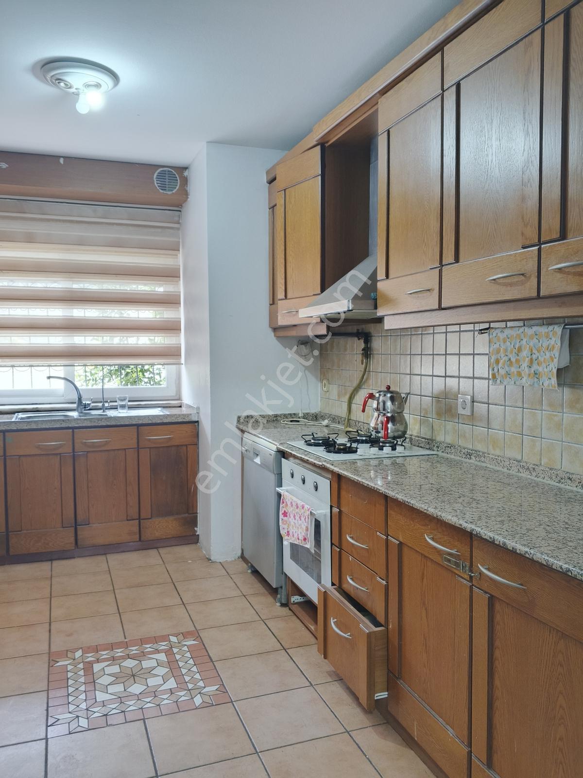 Başakşehir Sular Vadisi Villaları Büyük Bahçeli 6+2 Takas Olur - Görsel 21