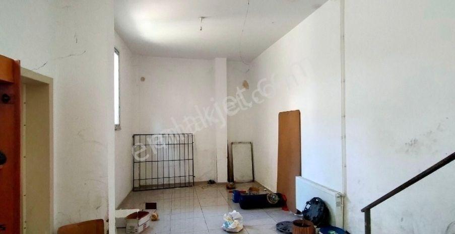Takaslı Sancaktepe Satılık 110m² Bodrumlu Dükkan Depo İşyeri - Görsel 8