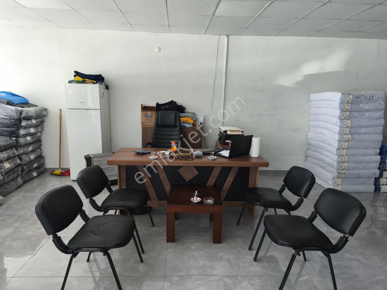Vişne Caddesine Yakın 300 M2 Kiralık Dükkan - Görsel 4