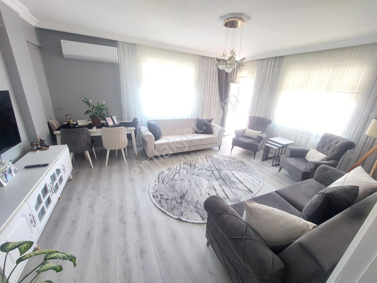 Şeref Emlak Çelebiler Sokak Satılık Daire 5,300,000 Tl - Görsel 30