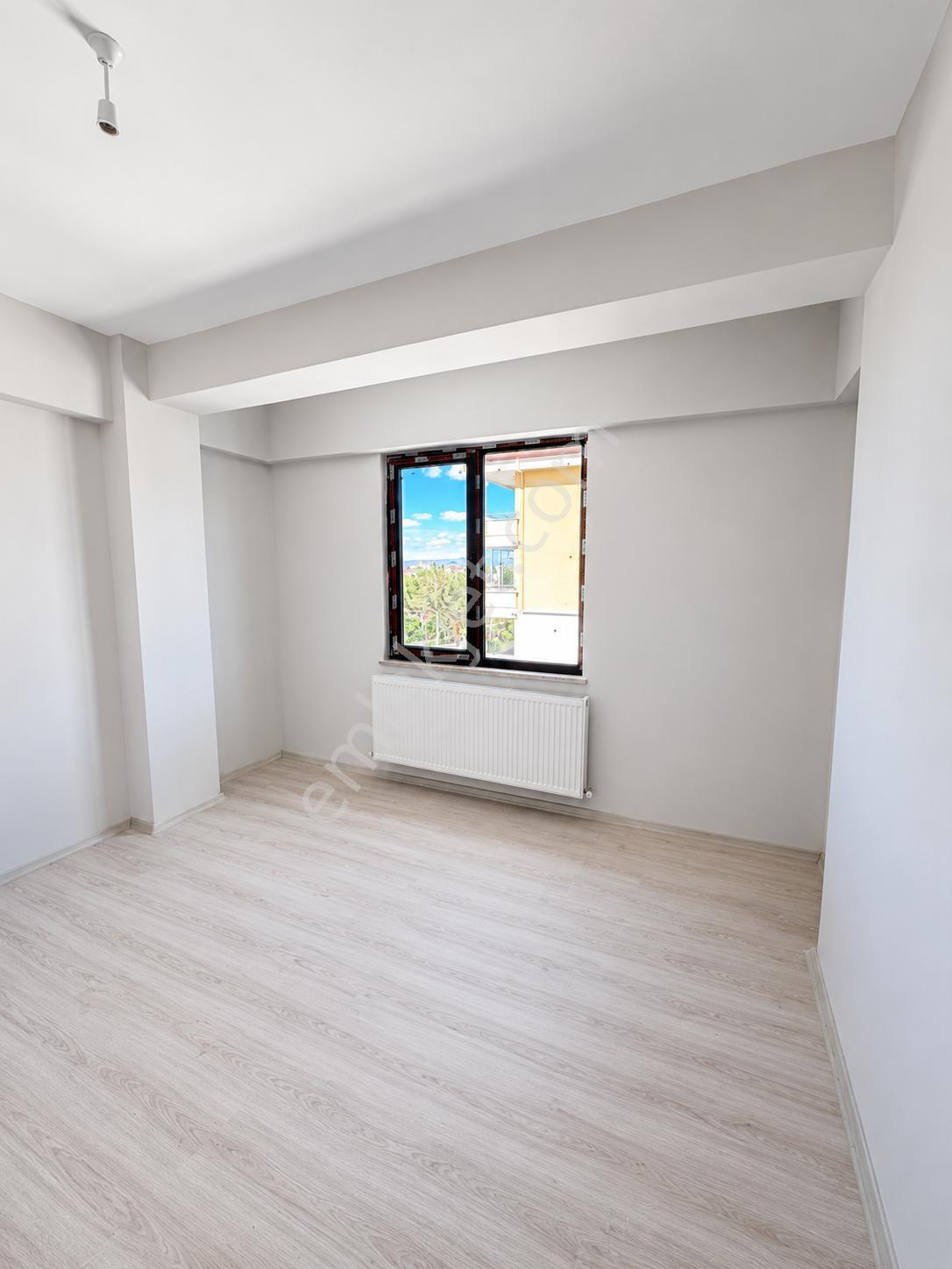İnönü Mah Kiralık 1+1 Lüx Sıfır Daire - Görsel 6
