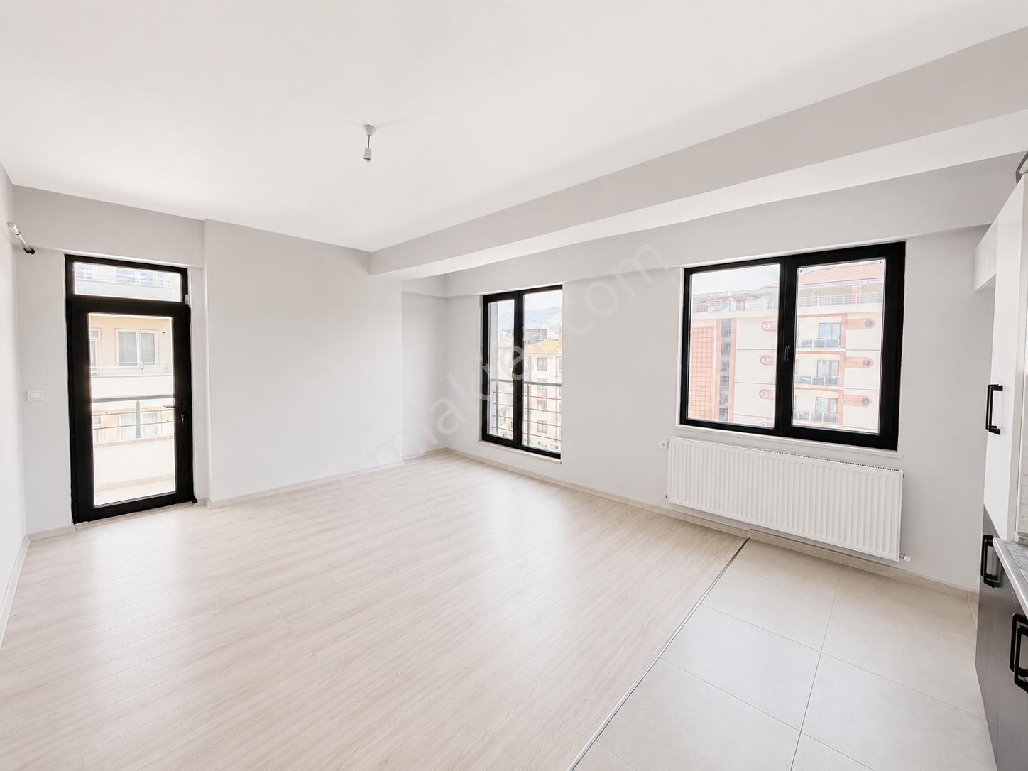 İnönü Mah Kiralık 1+1 Lüx Sıfır Daire - Görsel 2
