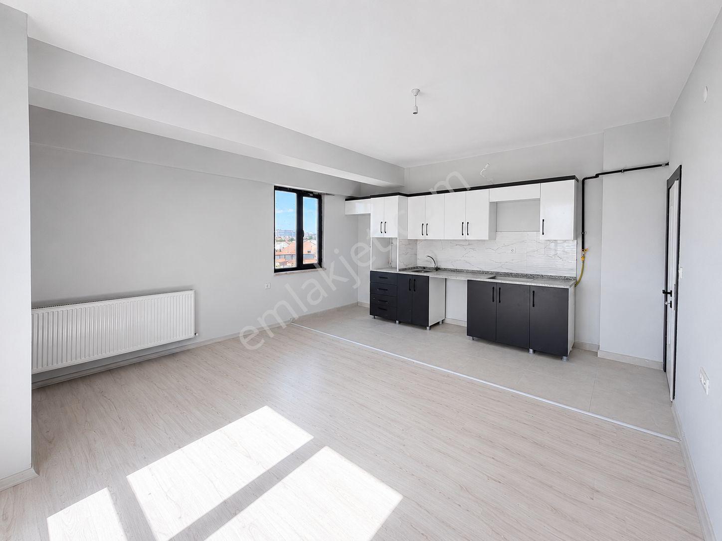 İnönü Mah Kiralık 1+1 Lüx Sıfır Daire - Görsel 2