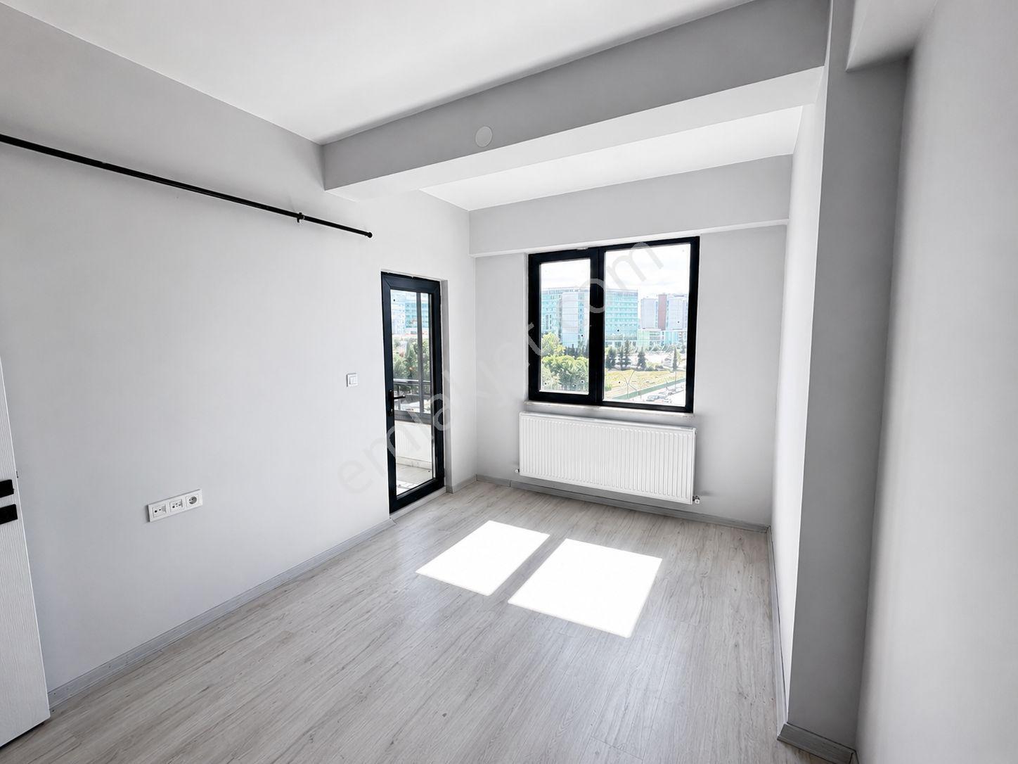 İnönü Mah Kiralık 1+1 Lüx Sıfır Daire - Görsel 7