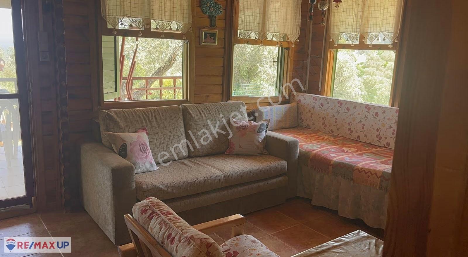 Karaburunda 1432 M² Arazi İçerisinde 2+1 Tam Müstakil Ahşap Ev - Görsel 21