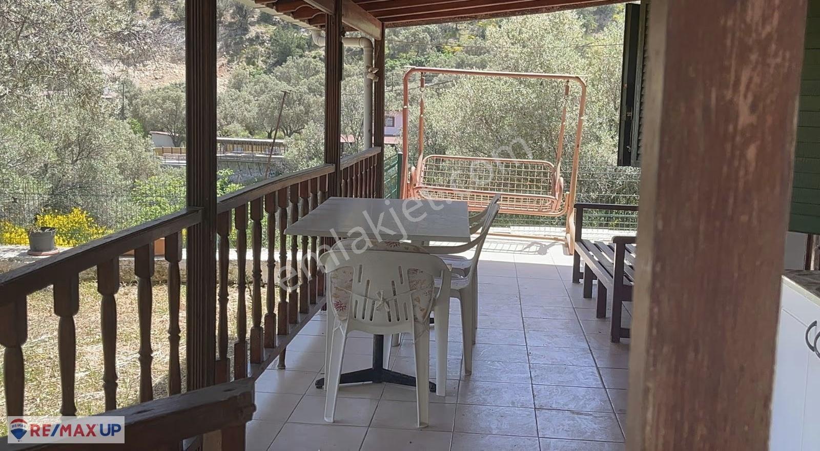 Karaburunda 1432 M² Arazi İçerisinde 2+1 Tam Müstakil Ahşap Ev - Görsel 20