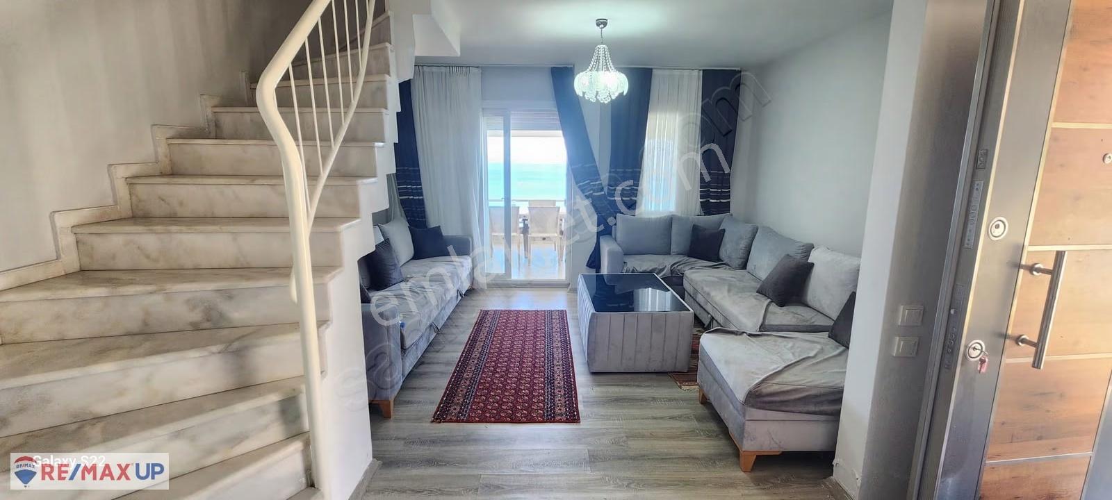 Çeşme Cumhuriyet Mah. Denize 20 Adım Satılık Villa - Görsel 28