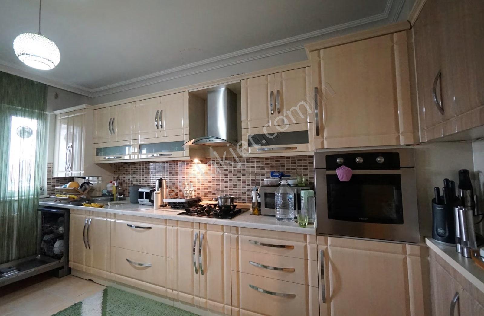 Bağyuva 2 Sitesinde Kiralık 3+1 - Görsel 9