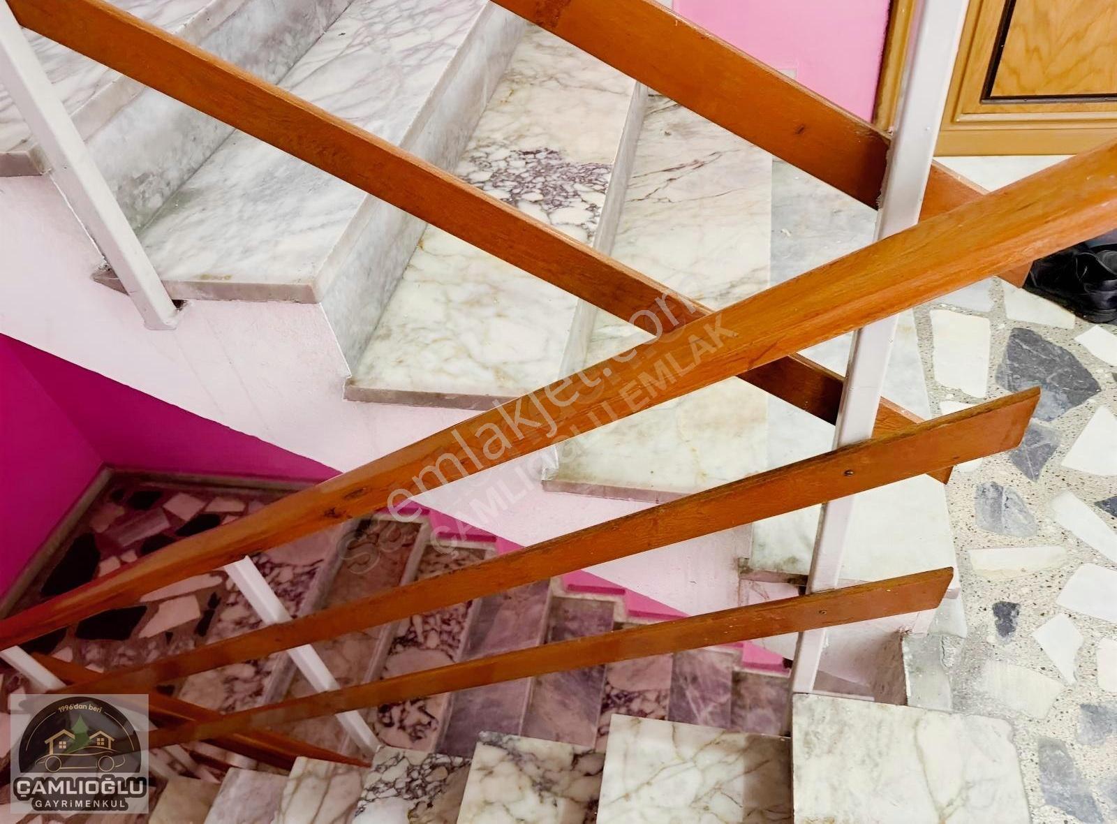 Şehrin Merkezinde 155 M2 Güney Cepheli Asansör Lü 3+1 - Görsel 8