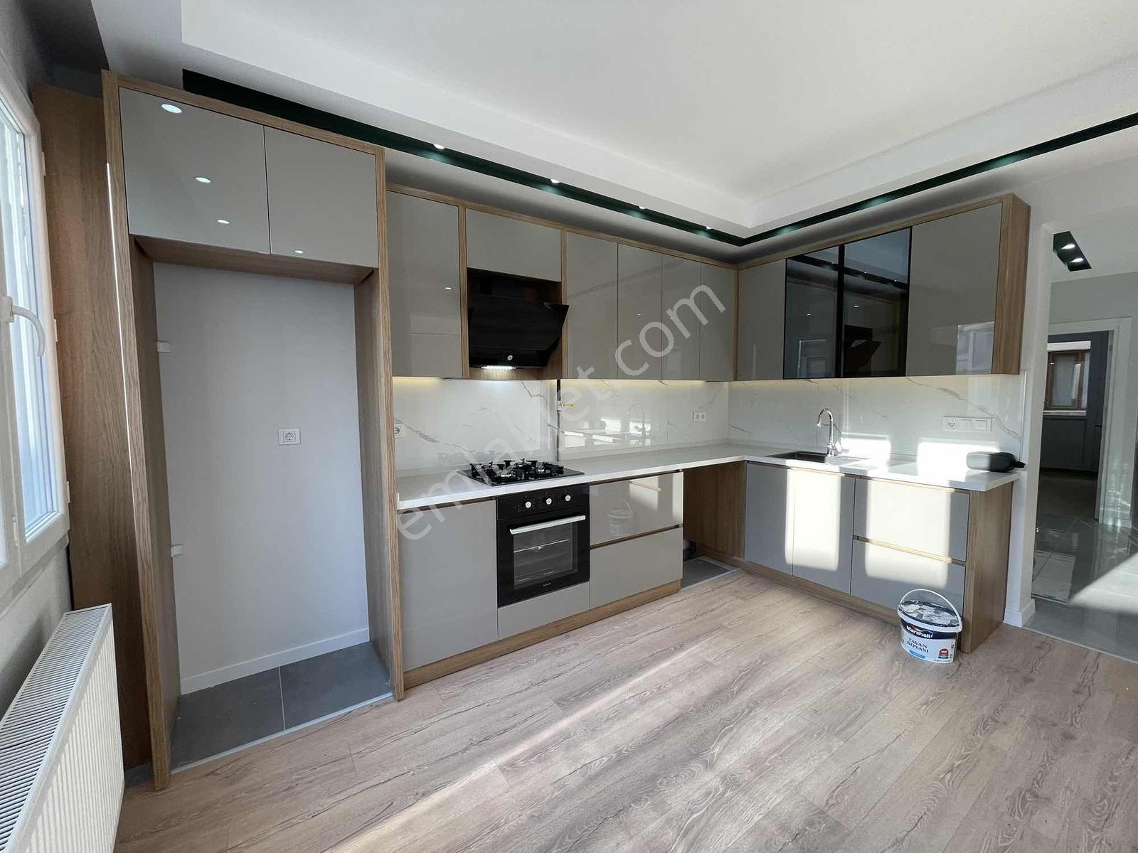 Türker Emlak | Hatay İnönü Cd. Yakını 3+1 Full Tadilatlı Daire - Görsel 34
