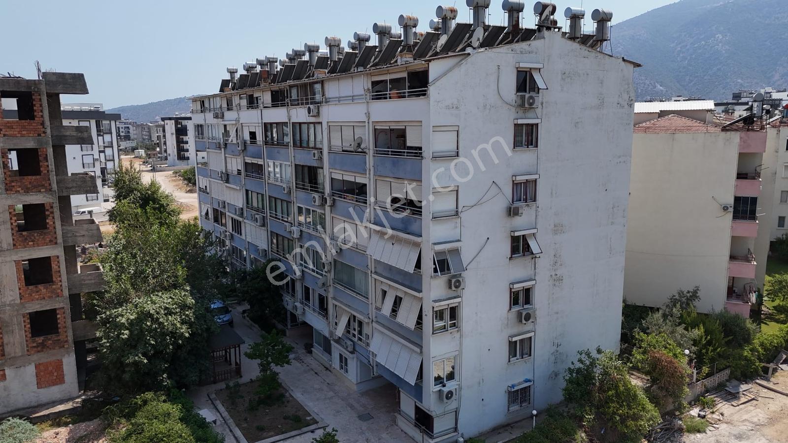 Finike Merkezde, Denize 350 Metre Mesafede Ferah Daire - Görsel 32