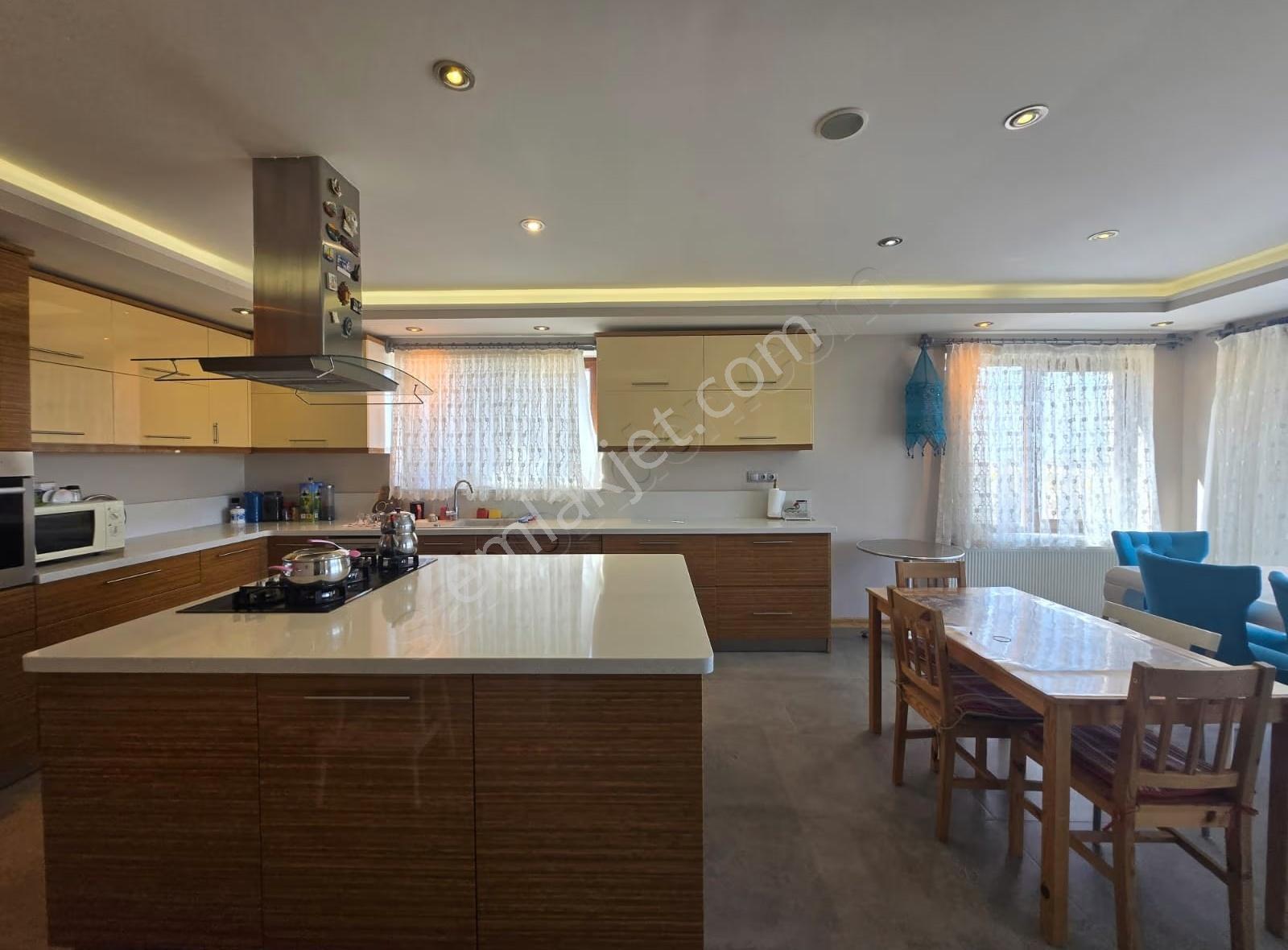 Ayaş'ta Eşsiz Yaşam: 8.981 M2 İçinde Havuzlu, 6+2 Satılık Villa - Görsel 28