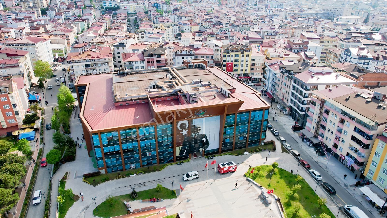 Ordunun En Merkezi Yerinde 1+1 Sıfır Lüx Kiralık Ofis & Daireler - Görsel 16
