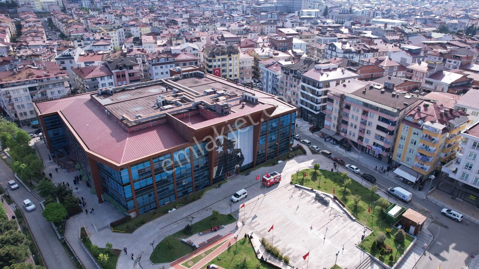 Ordunun En Merkezi Yerinde 1+1 Sıfır Lüx Kiralık Ofis & Daireler - Görsel 33