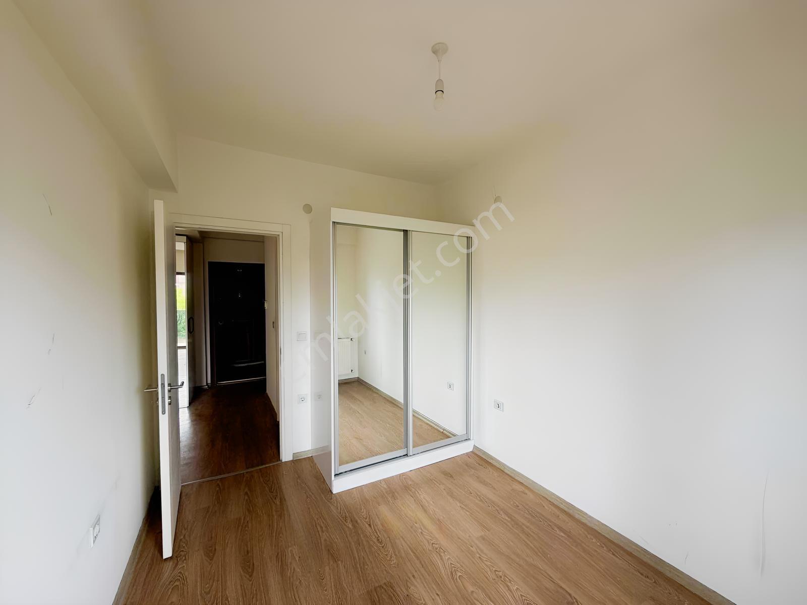 Torbalı Yedieylül Mah Havuzlu Sitede Satılık 1+1 Ara Kat Daire - Görsel 16