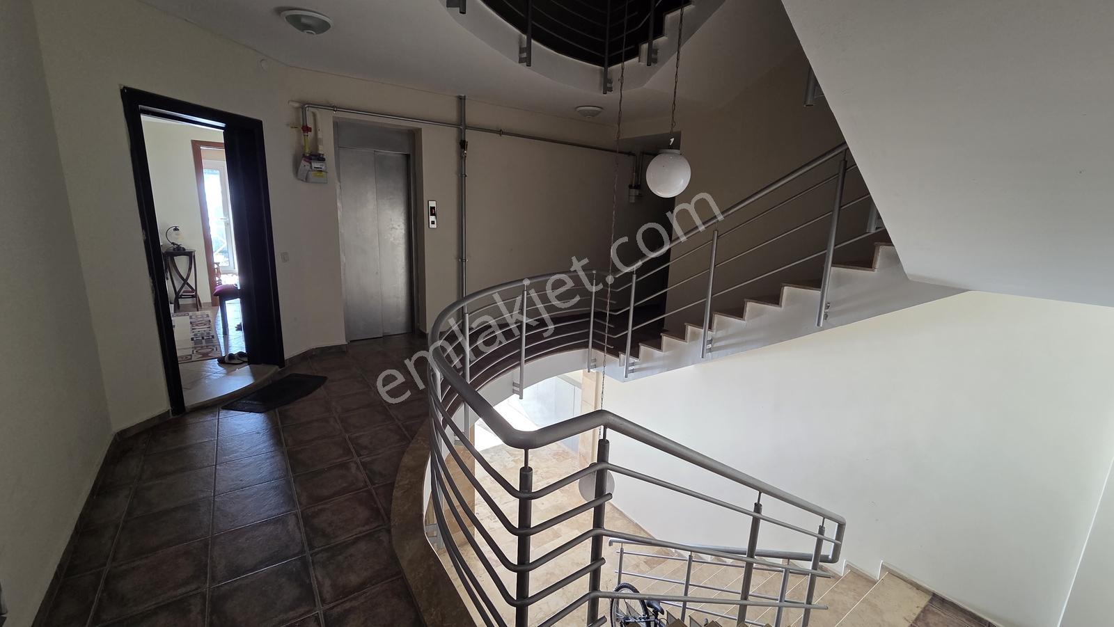 Ege Mah Oasis Çallı 3+1 Doğalgazlı Eşyal Eşyasız Manzaralı Daire - Görsel 15