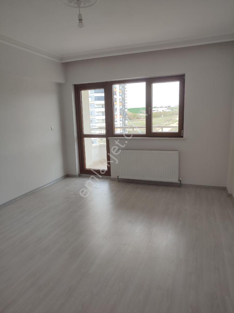 Sincan Alcı'da Mavi Çam Sitesinde 1. Katta 3+1 Satılık Daire - Görsel 6