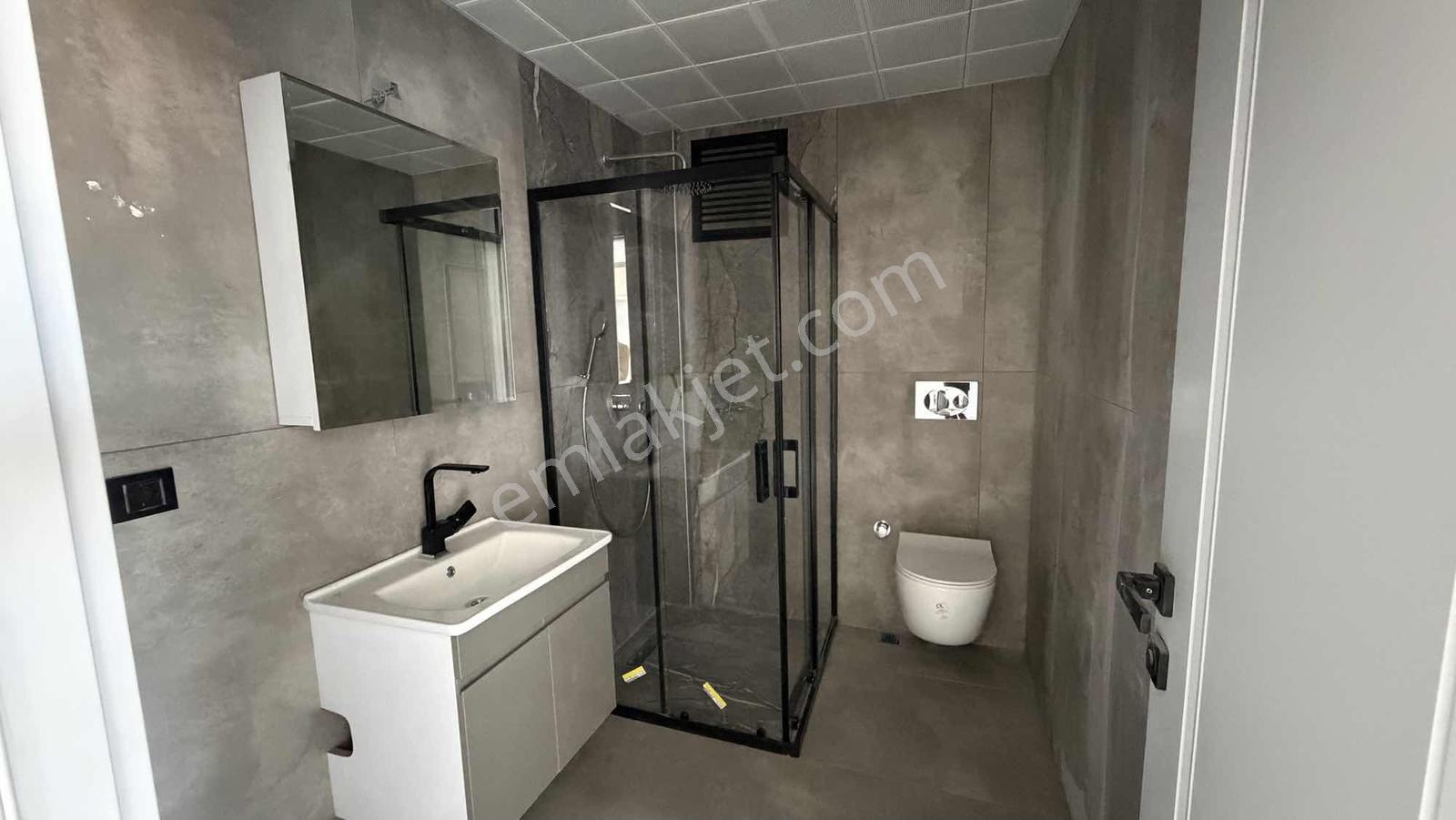Anadolu Caddesi Üzerinde Havuzlu Sıfır Binada 1+1 Kiralık Daire - Görsel 9