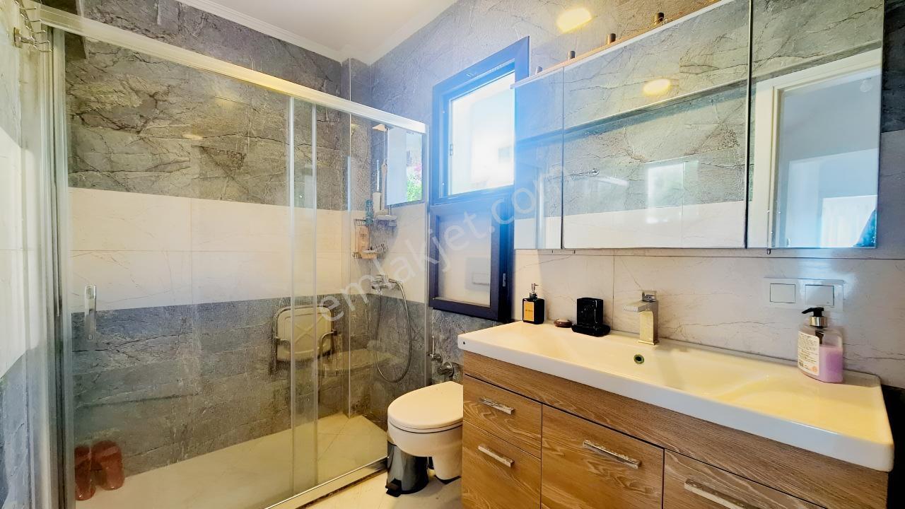 Bodrum Adabükü Panoramik Deniz Manzaralı 5+2 Villa - Görsel 21