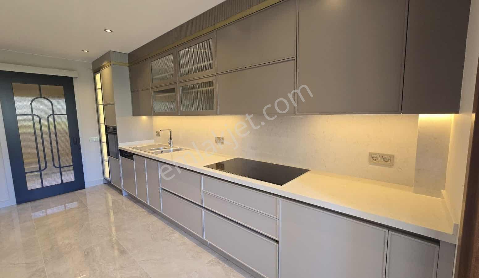 Reşat Paşa Konağı Yanında Yeşillikler İçerisinde 170 M² Net 3+1 - Görsel 24