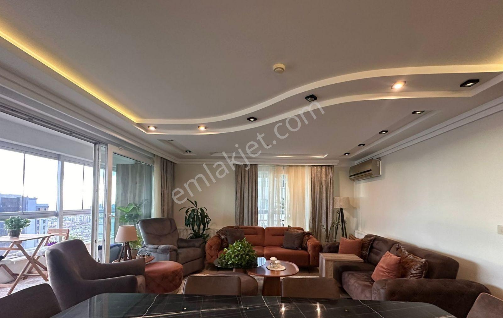 Zümrütevler Marmaroom Sitesinde 3.5+1 Deniz Manzaralı Daire - Görsel 25