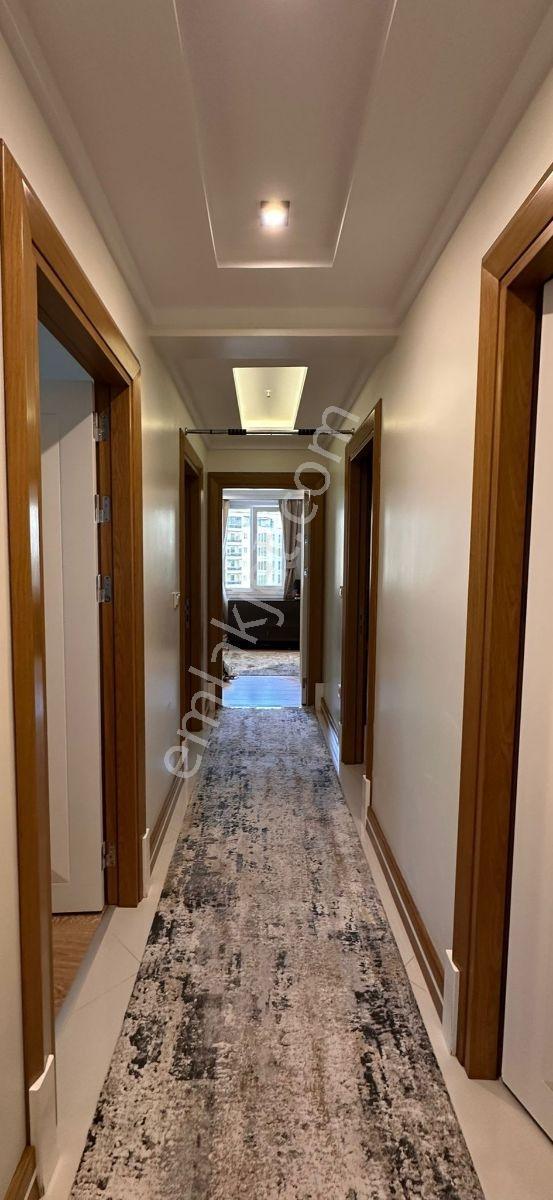 Zümrütevler Marmaroom Sitesinde 3.5+1 Deniz Manzaralı Daire - Görsel 21