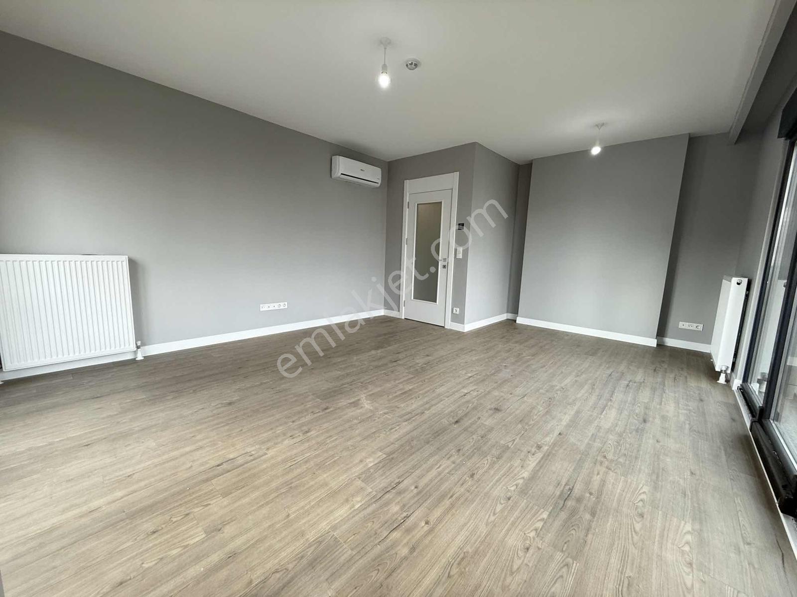 Havuzlu Sitede Satılık 2+1 Daire 75 M² Balkonlu, 2 Banyolu, - Görsel 30