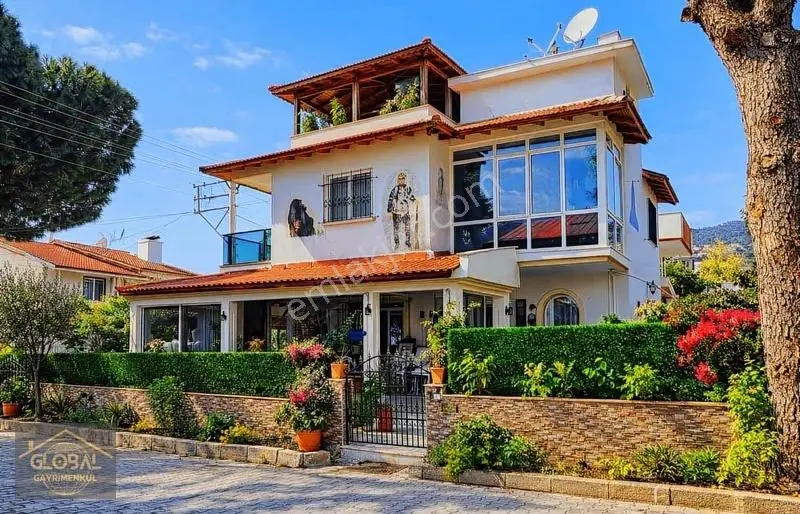 | Global | Denize Çok Yakın Tek Müstakil Villa - Görsel 4
