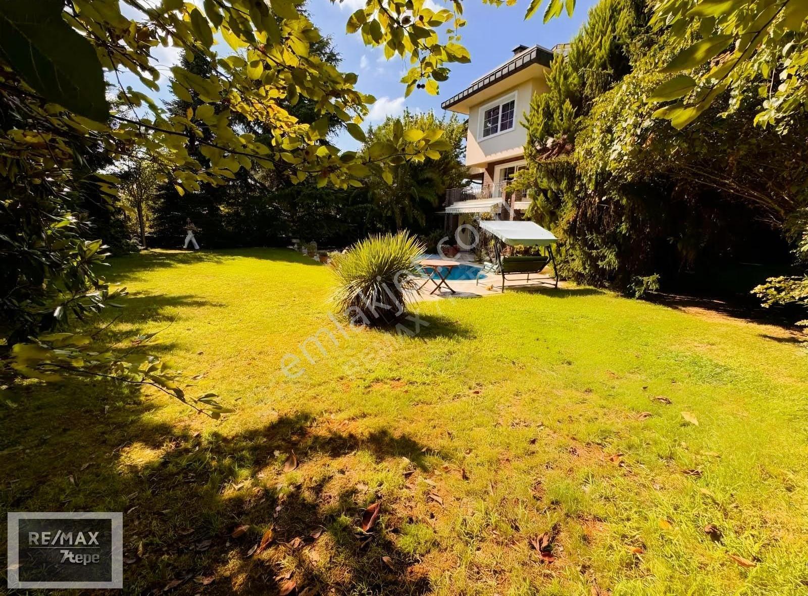 Remax 7 Tepe'den Acarkent Manzaralı Özel Sokakta Satılık B Tipi