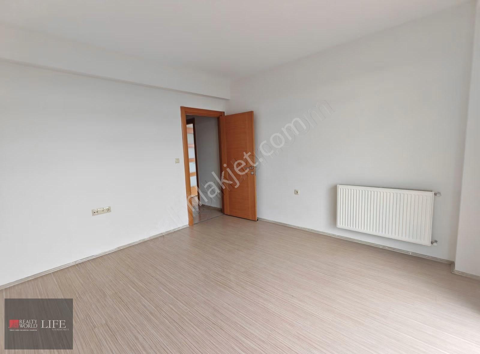 Rw Lıfe// Batıkent Mah.aktepe Sk Oki Sitesi Satılık 3+1 Daire - Görsel 19