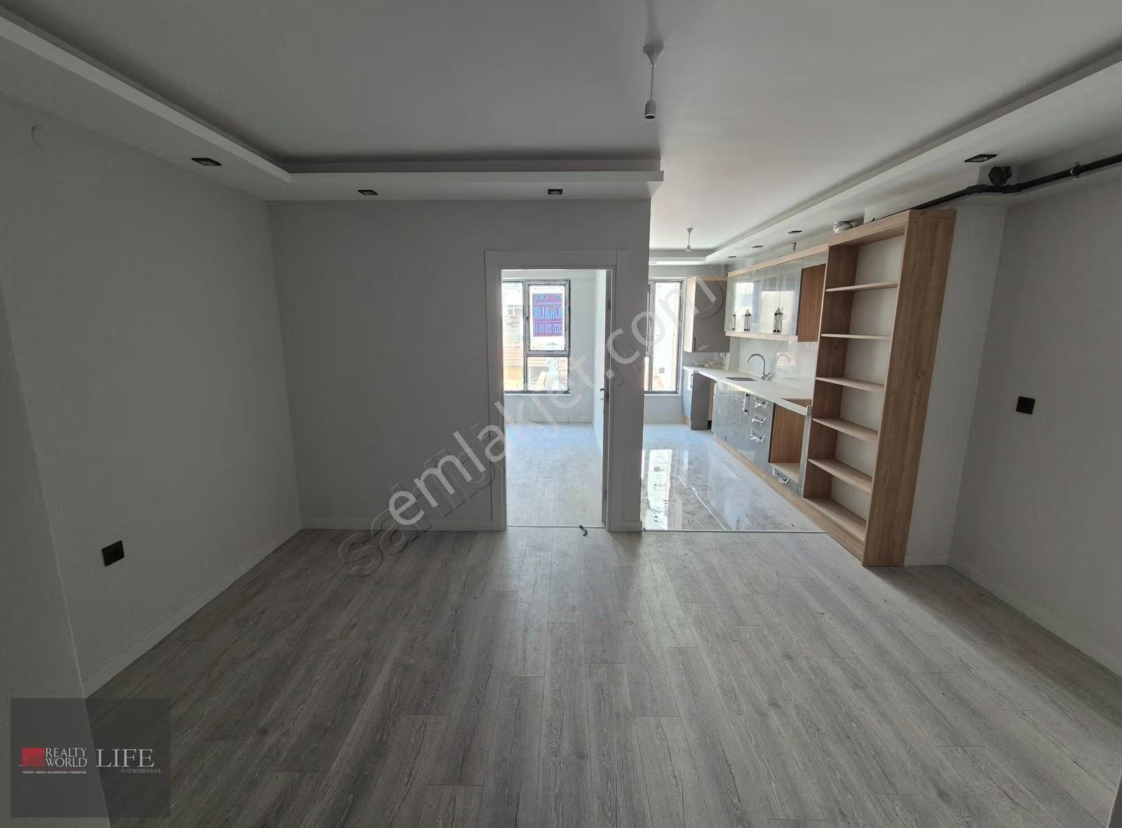 Rw Lıfe Akçağlan Mh İmarlı Sokak Ara Kat Kiralık 1+1 Apart Daire - Görsel 4