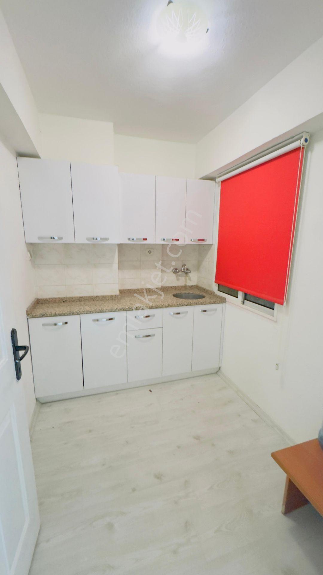 Narlıdere Mithatpaşa Cadde Üzeri | Tabela Değeri Yüksek | 1+1 Kiralık Ofis - Görsel 16