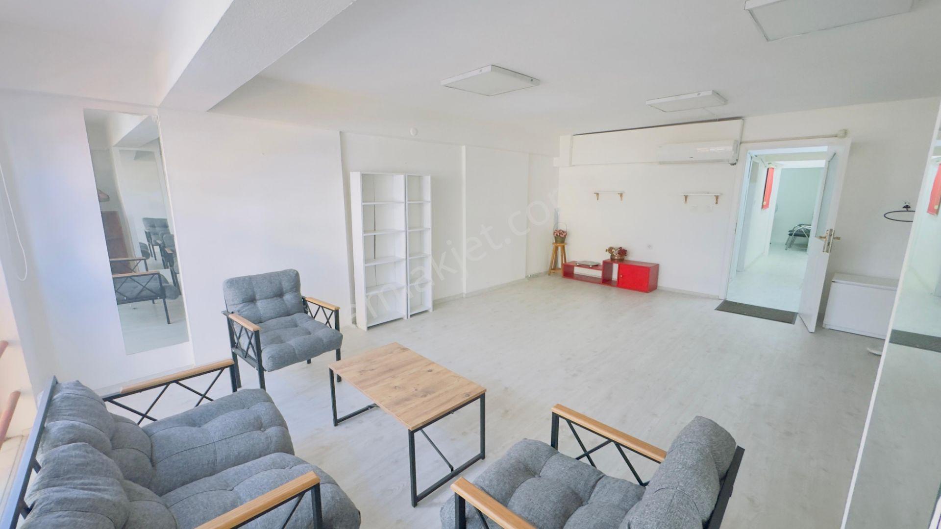 Narlıdere Mithatpaşa Cadde Üzeri | Tabela Değeri Yüksek | 1+1 Kiralık Ofis - Görsel 14