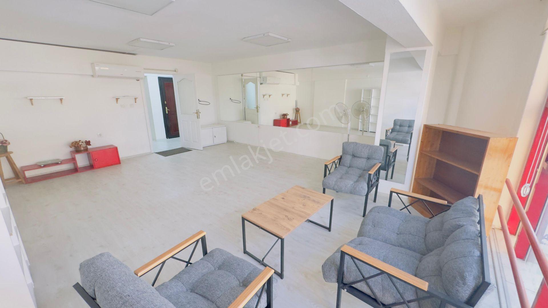Narlıdere Mithatpaşa Cadde Üzeri | Tabela Değeri Yüksek | 1+1 Kiralık Ofis - Görsel 13
