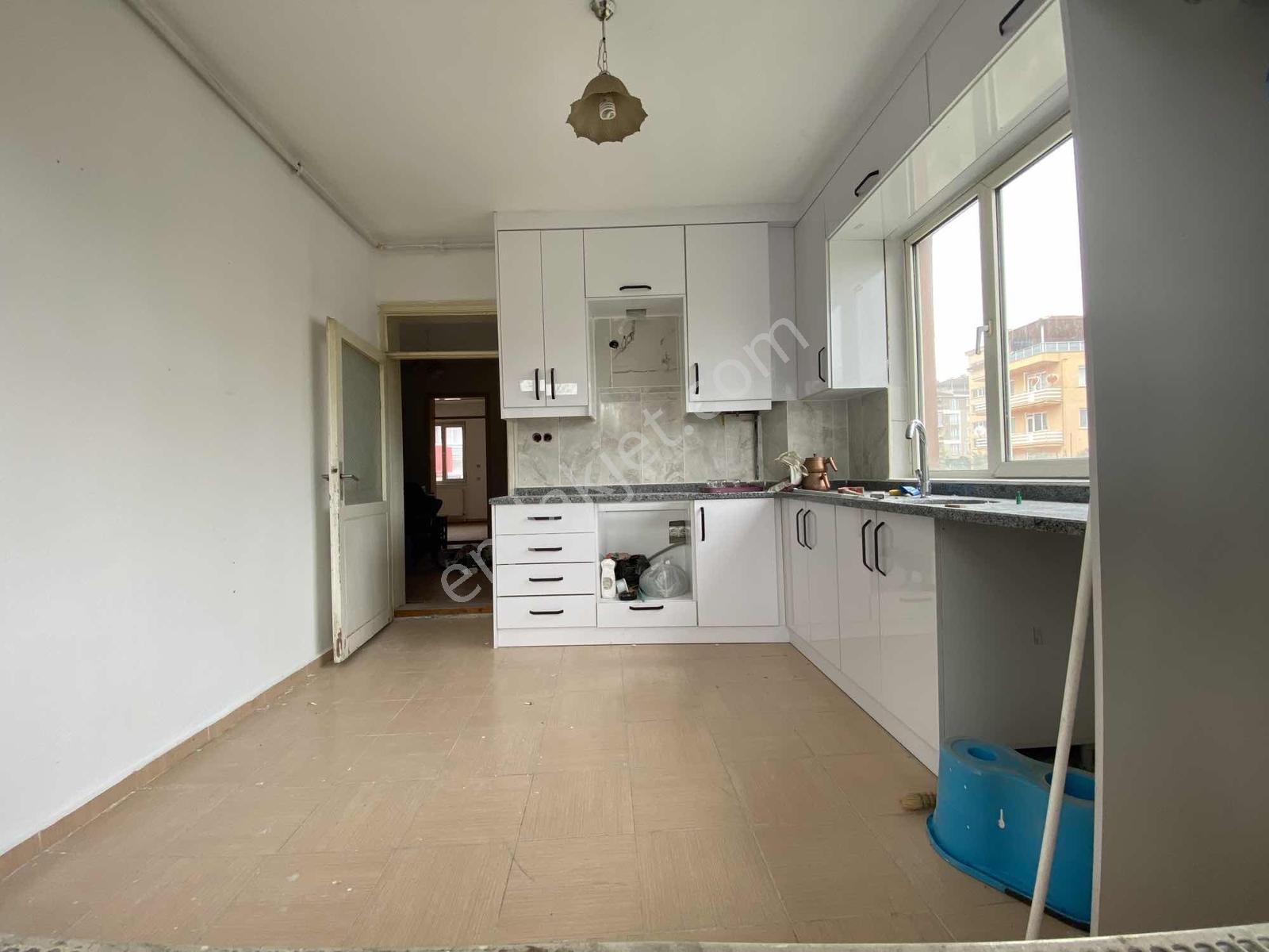 3+1 Kiralık Ara Kat İlbade Mahallesi Hüdai Oral Caddesinde - Görsel 17