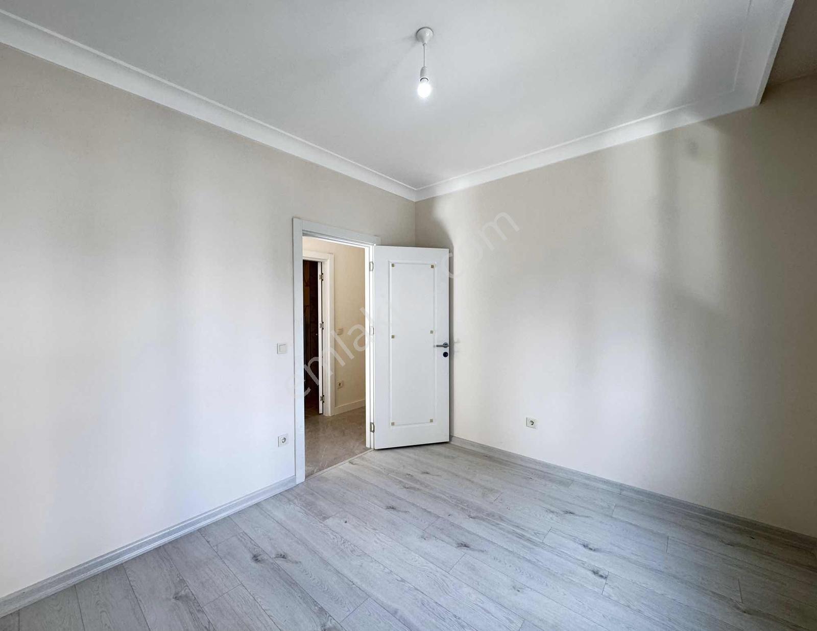 Erenköy'de Satılık 2+1 Daire, 80m² Net, Marmaray'a Yakın - Görsel 3