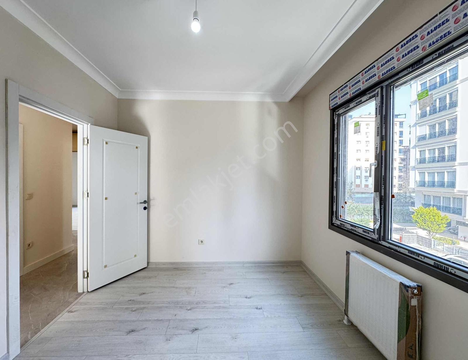 Erenköy'de Satılık 2+1 Daire, 80m² Net, Marmaray'a Yakın - Görsel 9