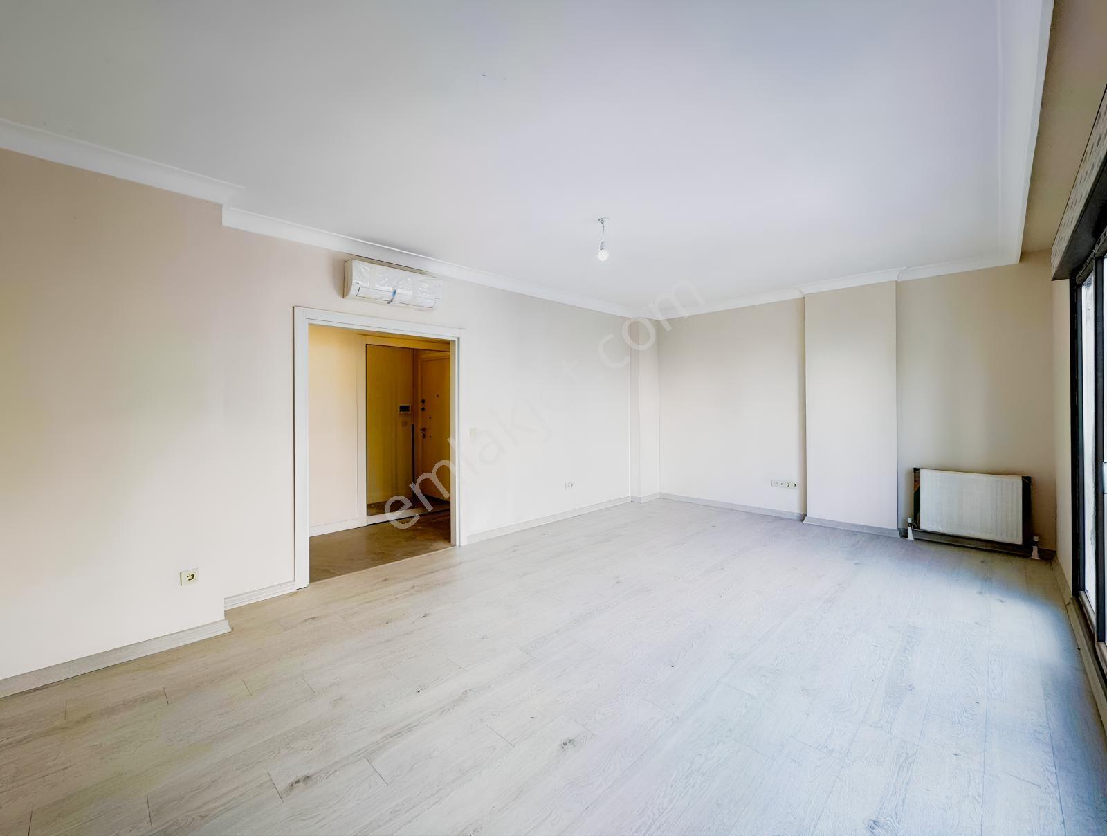 Erenköy'de Satılık 2+1 Daire, 80m² Net, Marmaray'a Yakın - Görsel 24