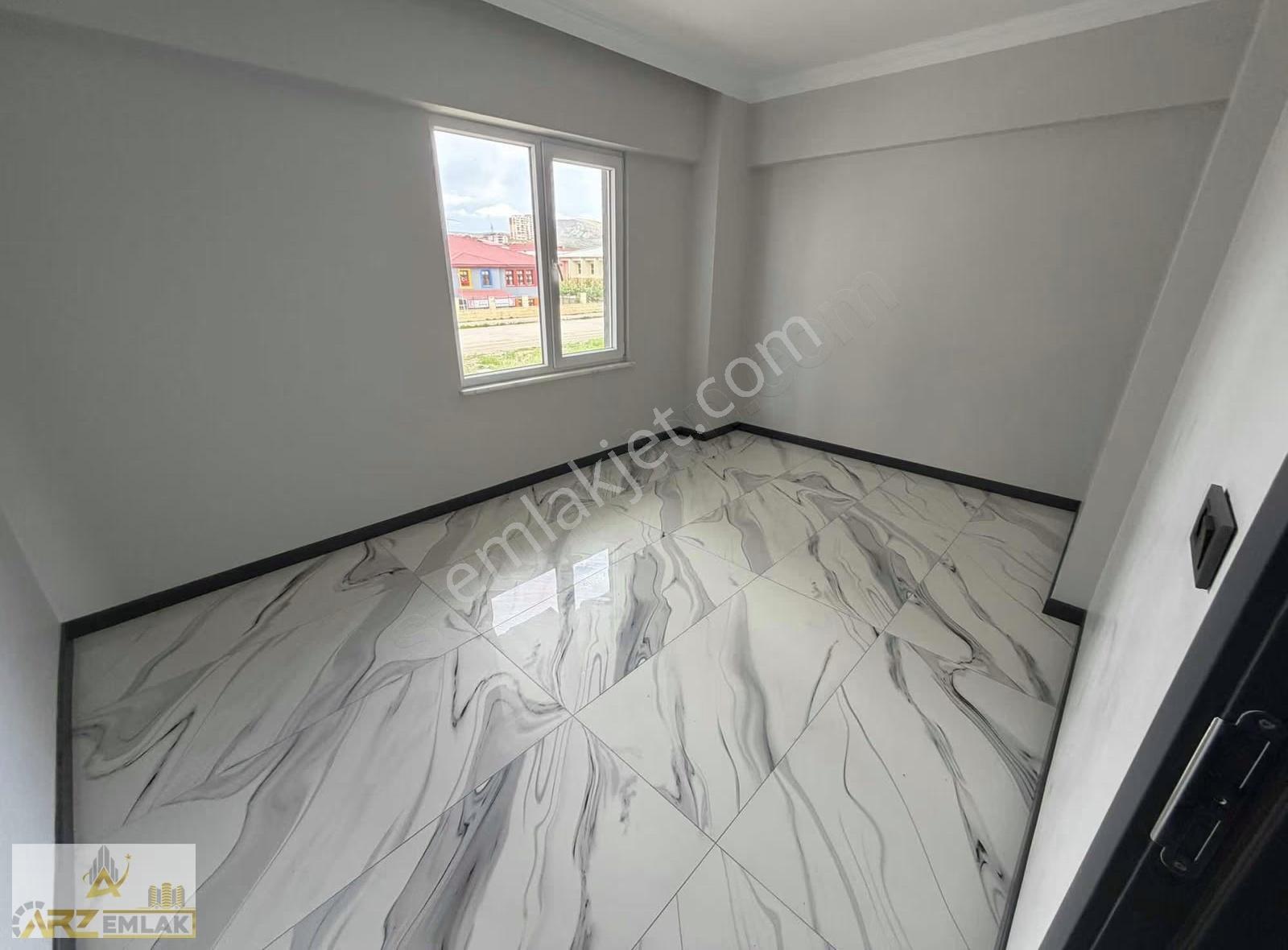 Arz Emlak'tan Şingah Mahallesinde Kiralık 3+1 Daire - Görsel 5