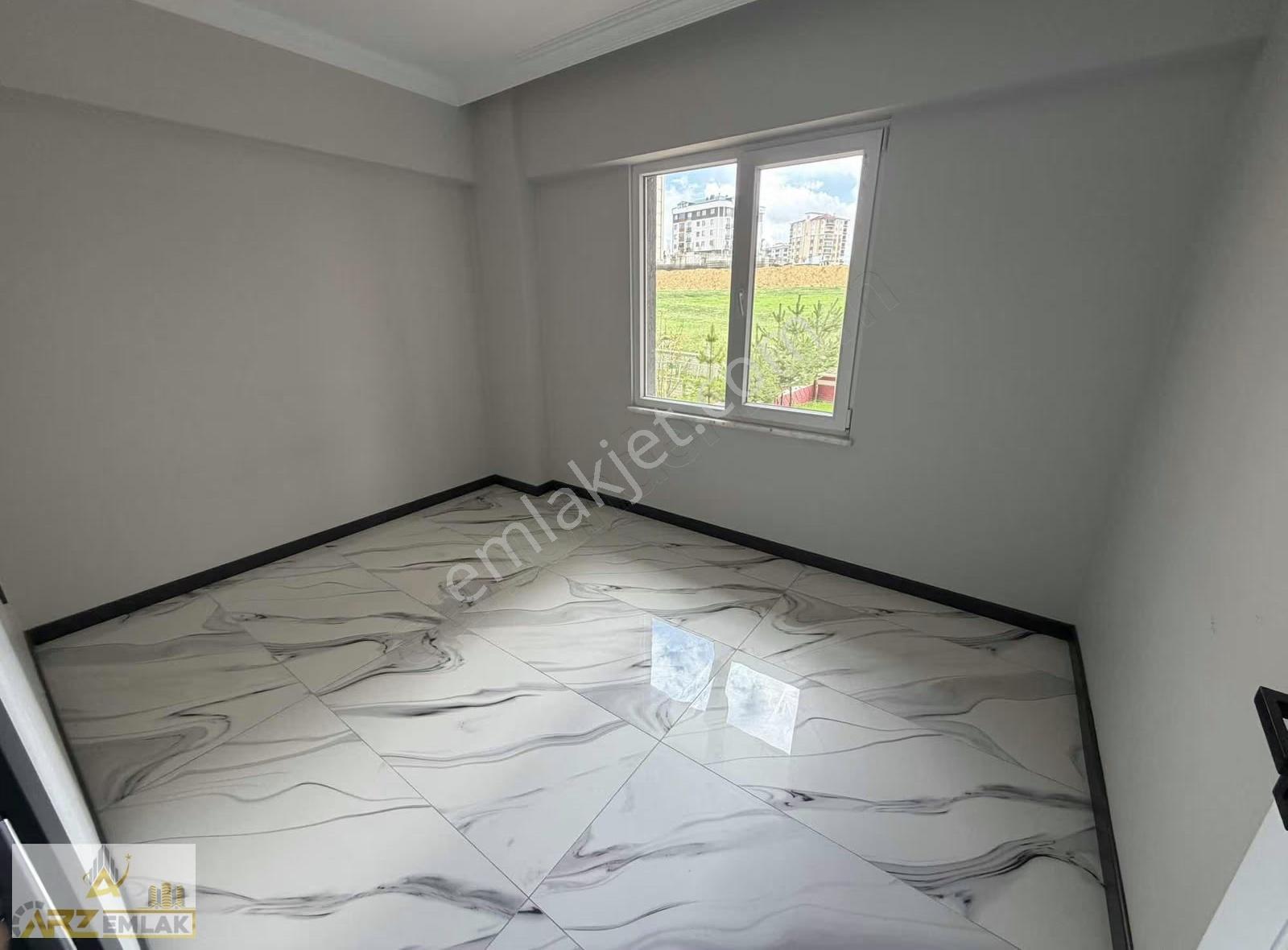 Arz Emlak'tan Şingah Mahallesinde Kiralık 3+1 Daire - Görsel 4