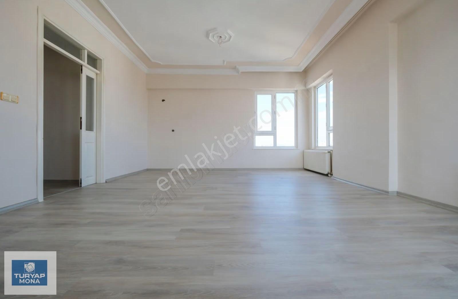 Konyaaltı En Değerli Bölgesinde Satılık Geniş Daire - Görsel 15