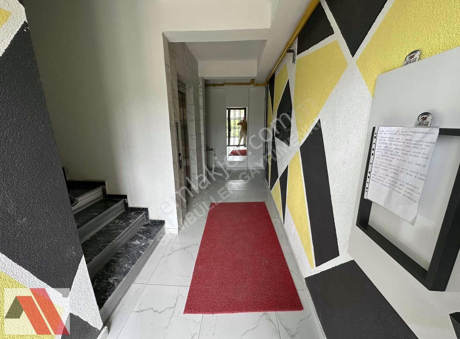 Sümbüller'den Önü Açık Özel Garajlı Z.ısıtma Yatırımlk 1+1 Daire - Görsel 3