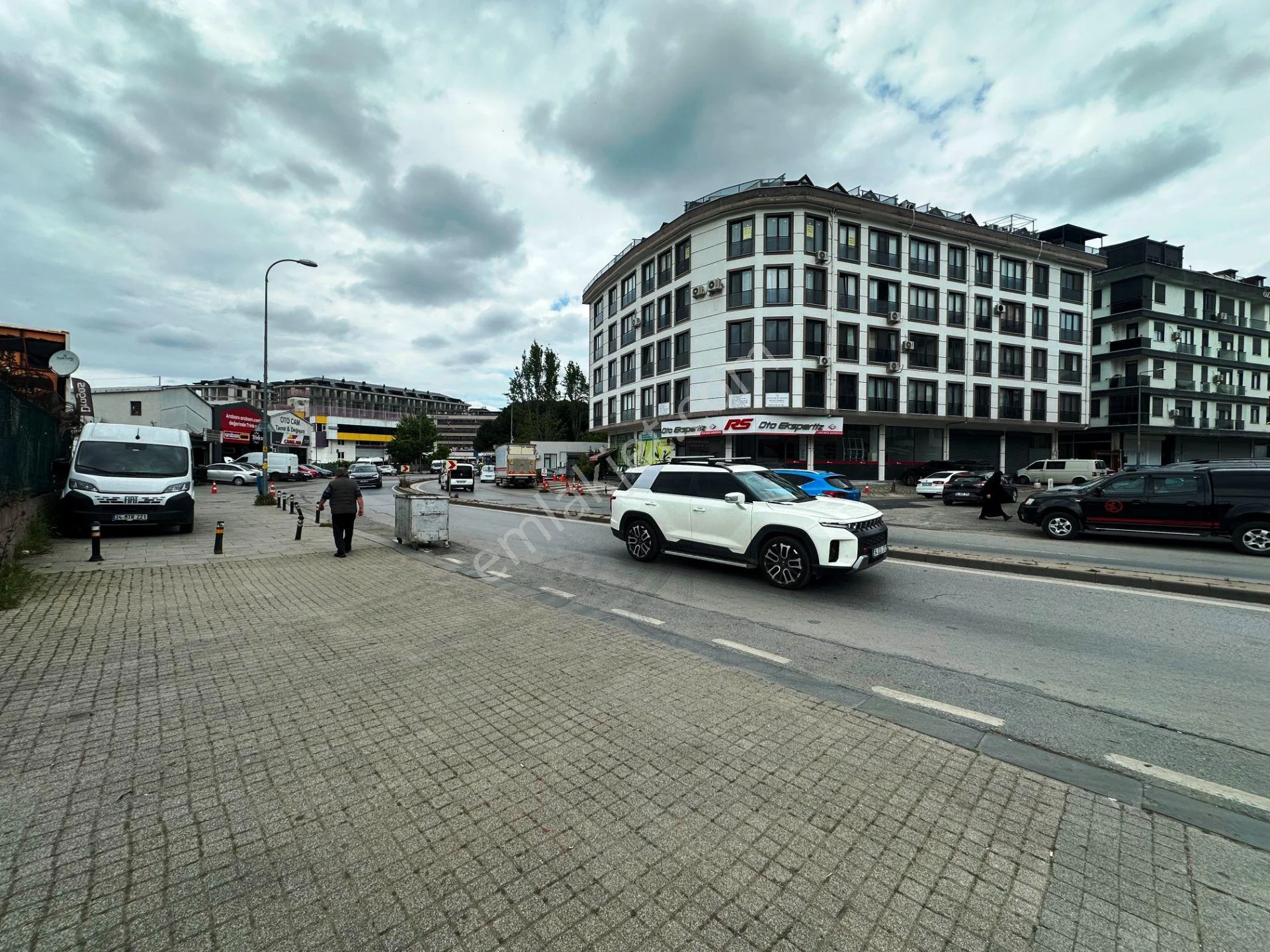 Maltepe Bağdat Cad.üstü Tabela Değeri Yüksek 115m2 Kiralık İşyeri