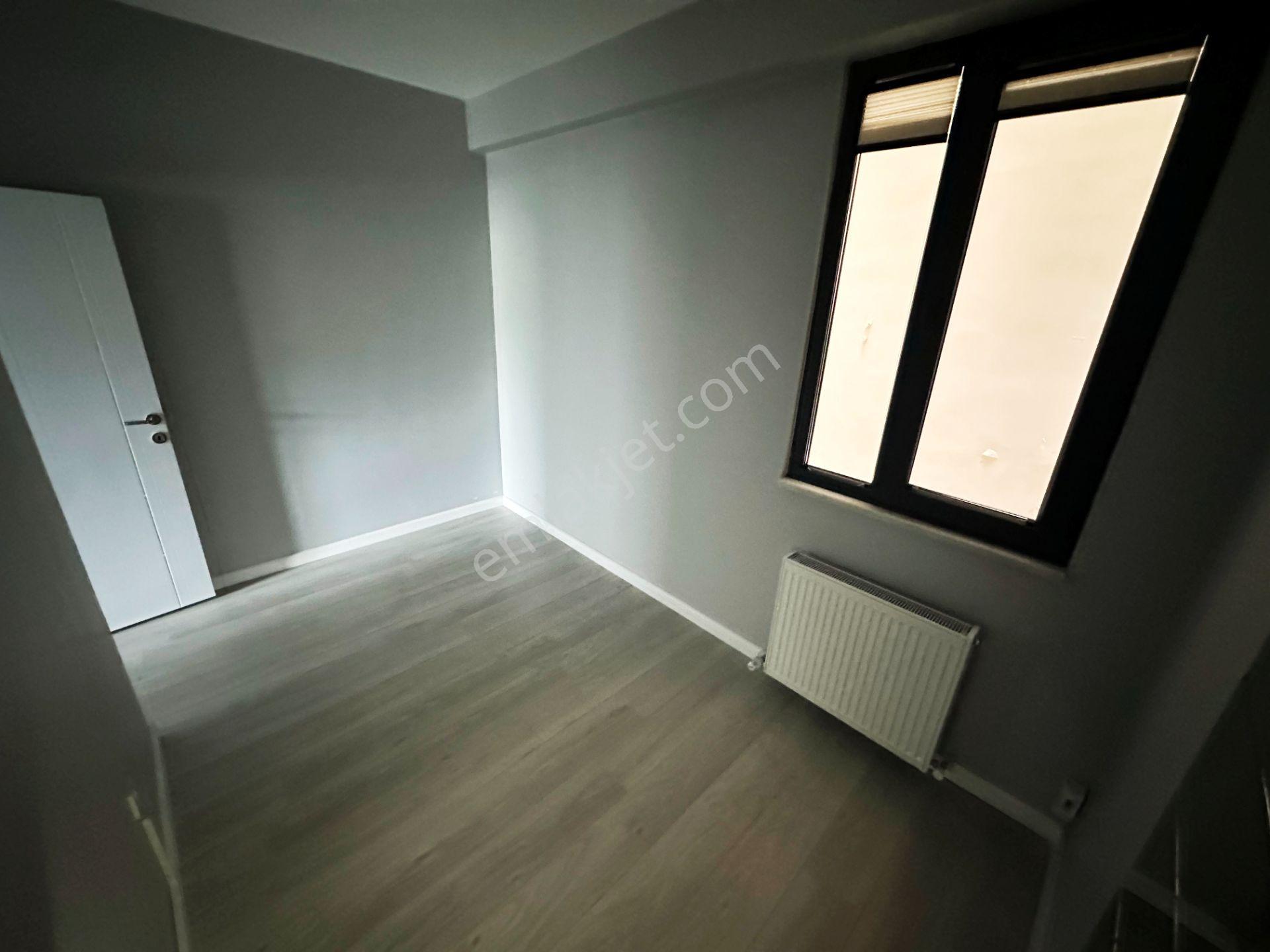 Cevizli Minibüs Yoluna Cephe Yeni Bina 2.kat Otoparklı Kiralık Ofis - Görsel 15